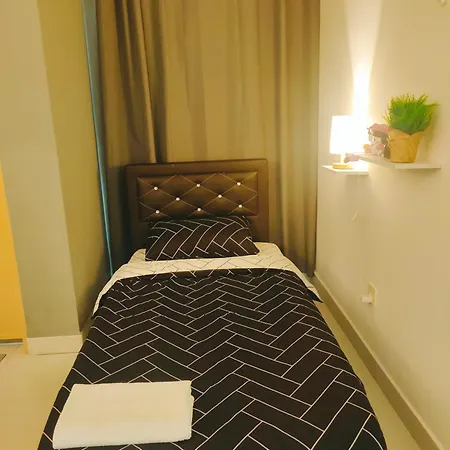 Maison Inn-Jb Tebrau Staycation City Walk Within 8 Mins To Ikea Toppen & Aeon Mall Johor Bahru Exterior photo