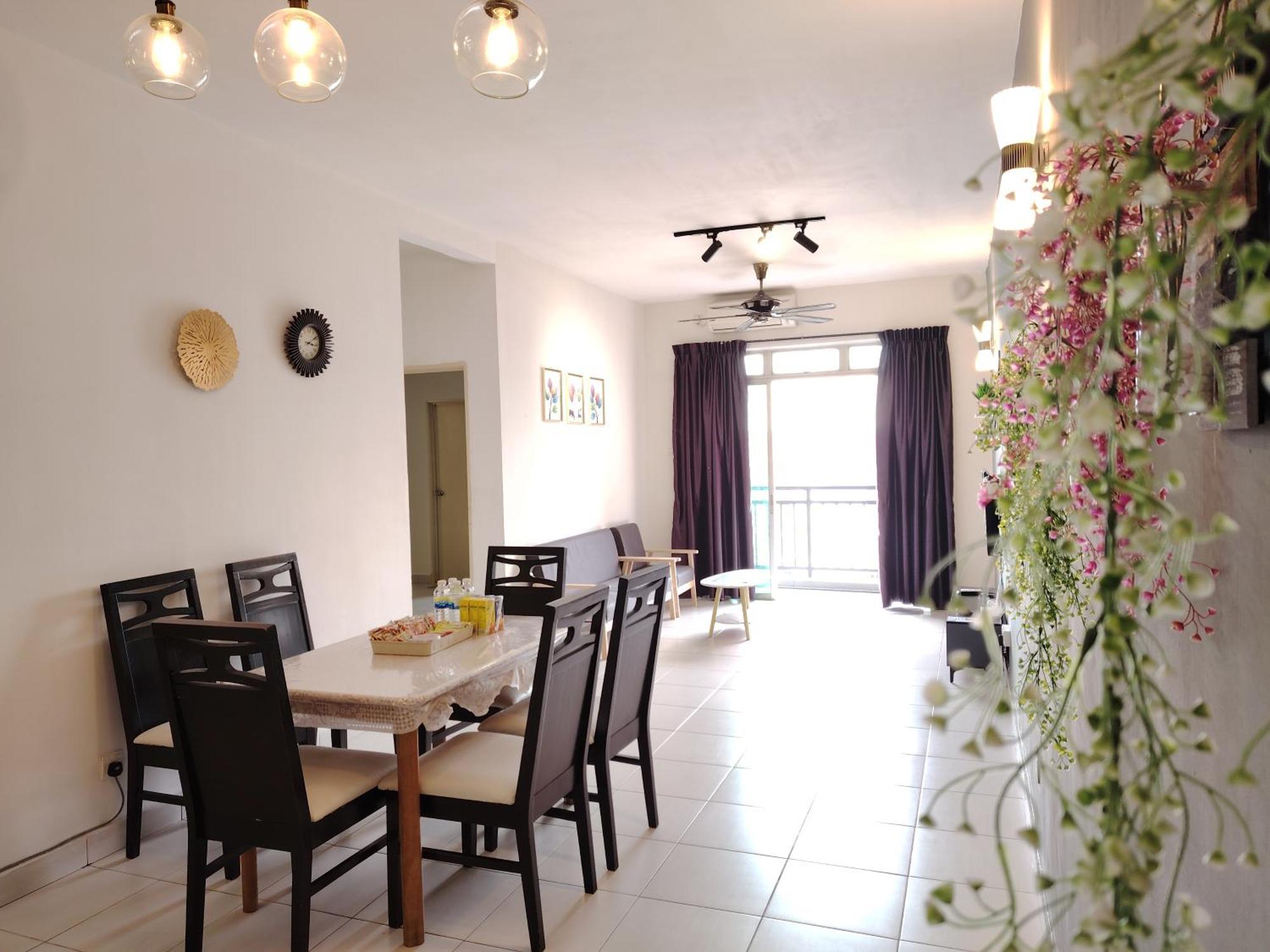 Maison Inn-jb Tebrau Staycation Walk Within 8 Mins To Ikea Toppen & Aeon Mall Apartment *
