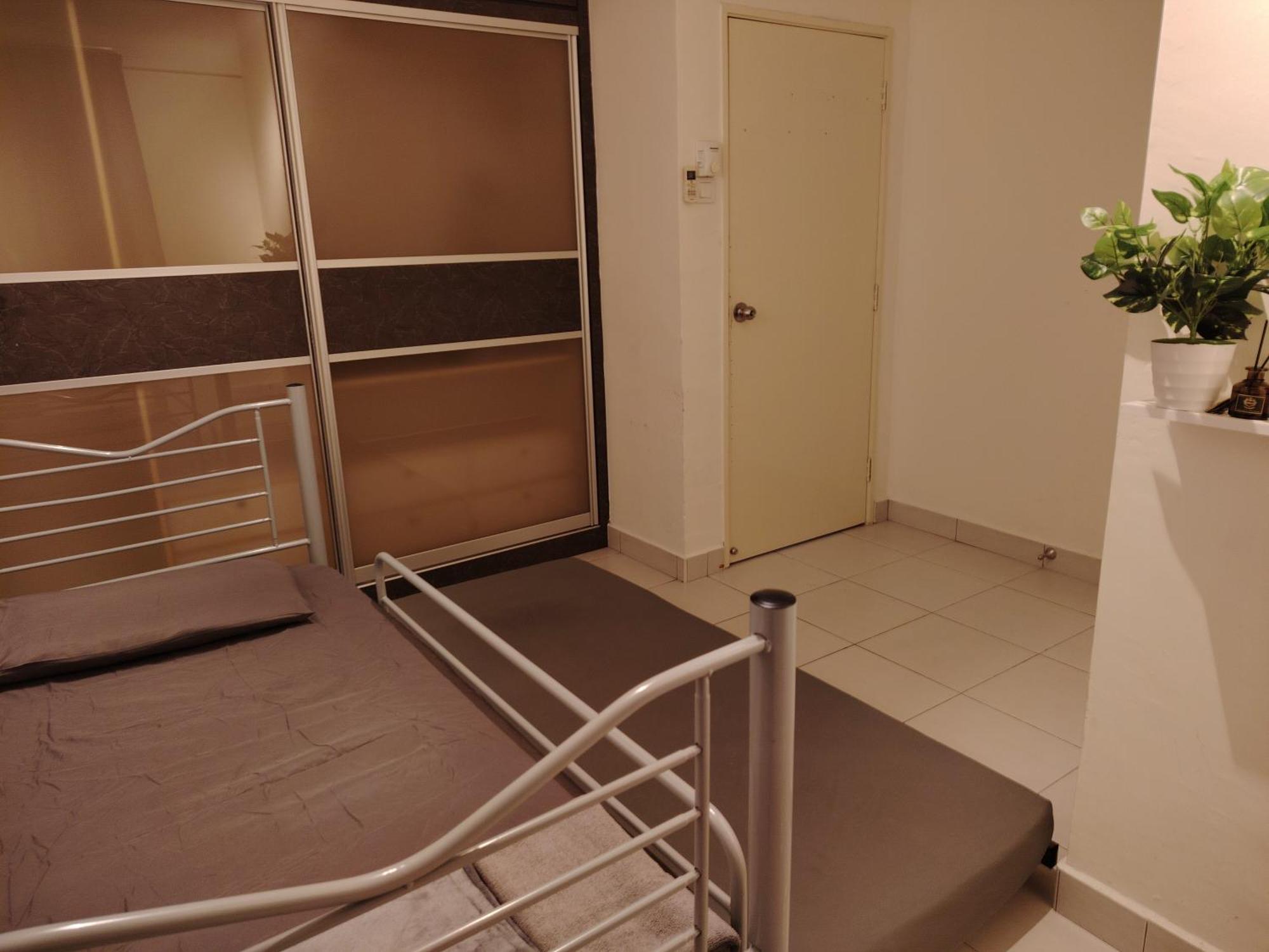 Maison Inn-jb Tebrau Staycation Walk Within 8 Mins To Ikea Toppen & Aeon Mall