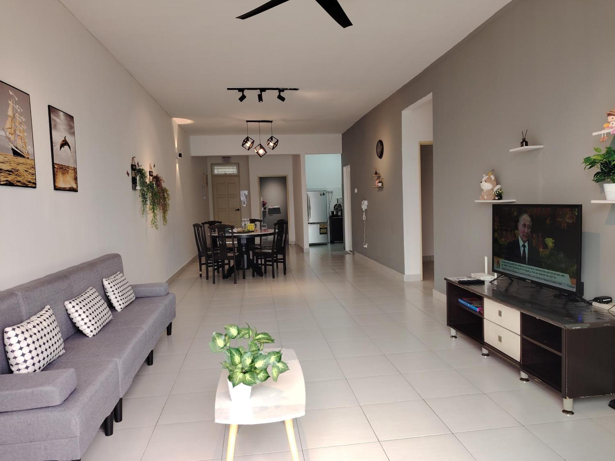 Maison Inn-jb Tebrau Staycation Walk Within 8 Mins To Ikea Toppen & Aeon Mall *